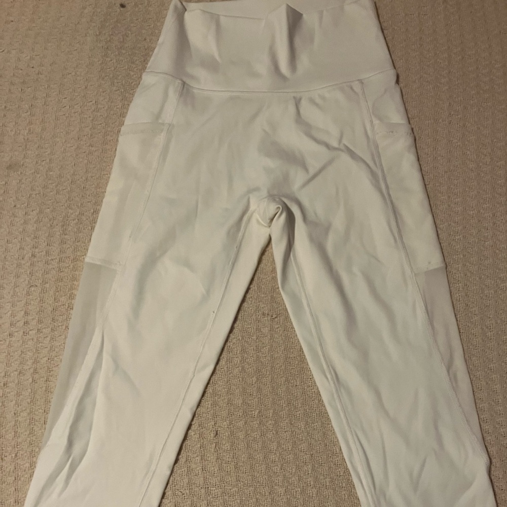 ♡ White Aerie Leggings ♡